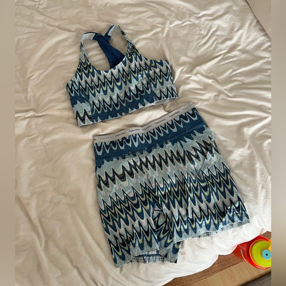 Outdoor Voices Workout Set size M